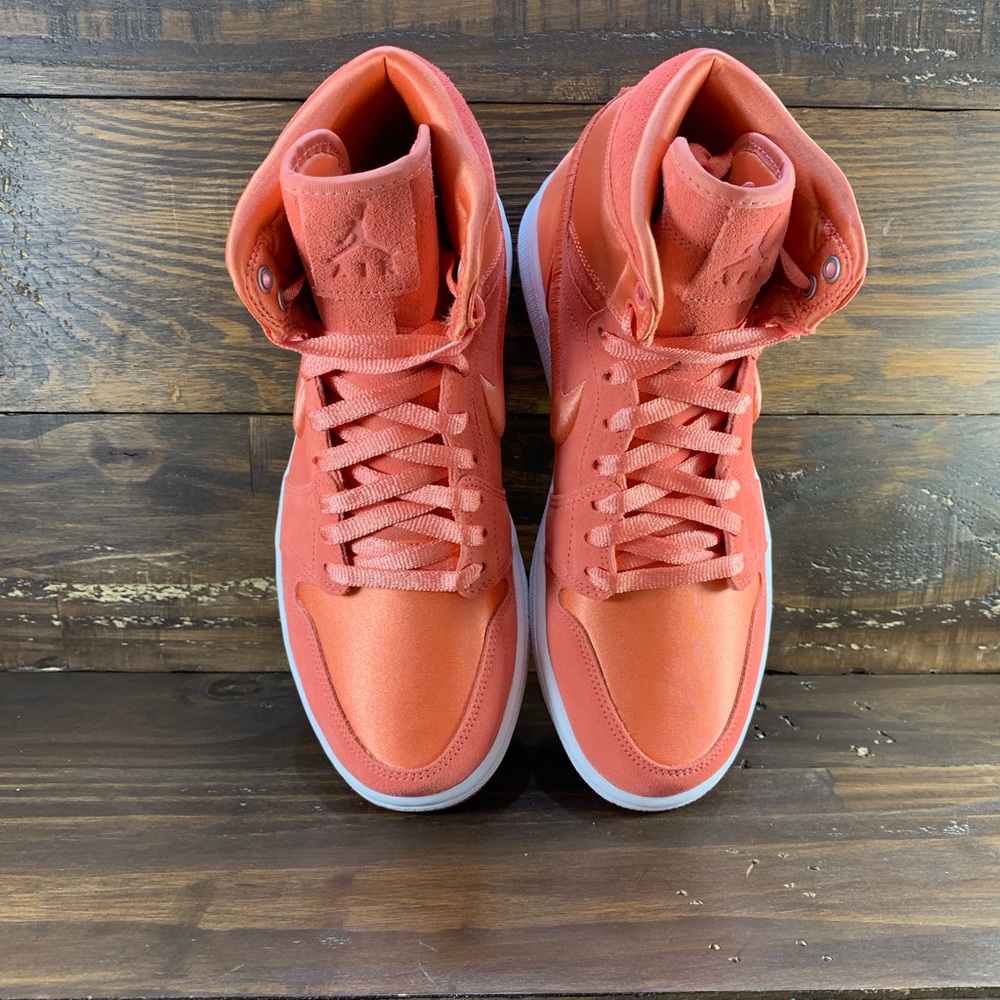 Air Jordan 1 Retro High SOH Womens Shoes - Picture 6 of 8
